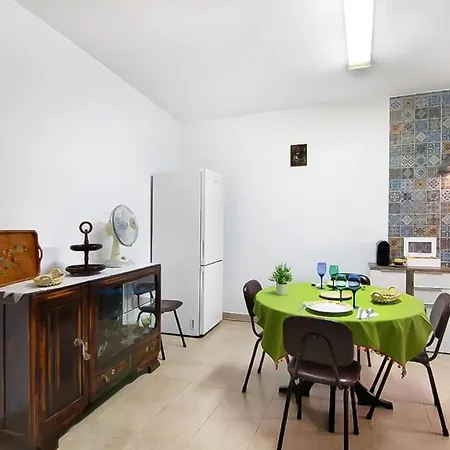 A Casa Dos Avos * Pera