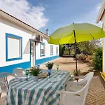 度假居 A Casa Dos Avos *