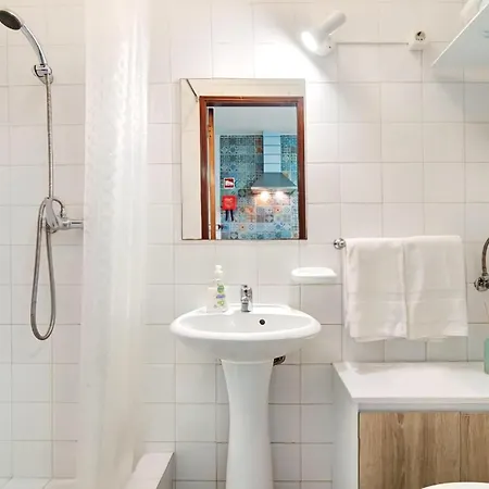 別荘 A Casa Dos Avos